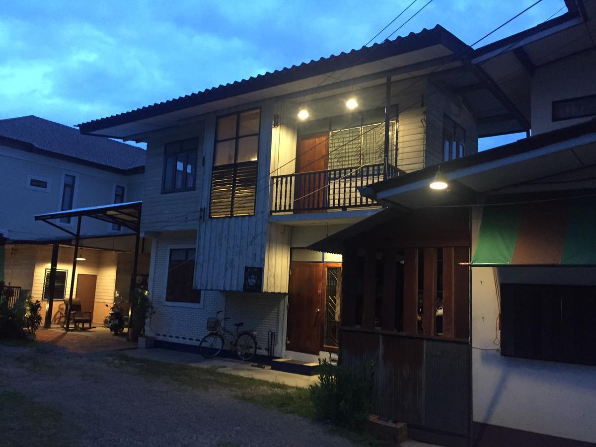 Bed Time Hostel Chiangrai เชียงราย ภายนอก รูปภาพ