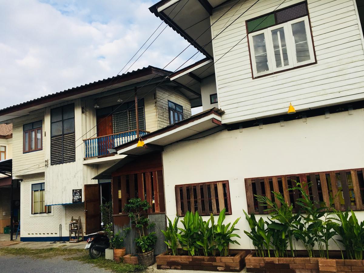 Bed Time Hostel Chiangrai เชียงราย ภายนอก รูปภาพ