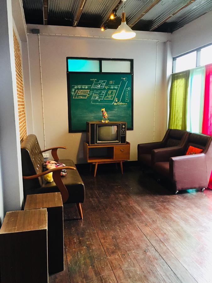 Bed Time Hostel Chiangrai เชียงราย ภายนอก รูปภาพ